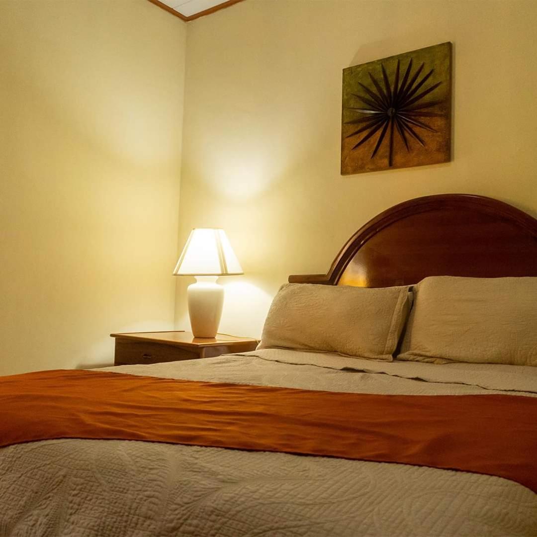 Apart Hotel Acuarious De Luis Estelí Exteriér fotografie